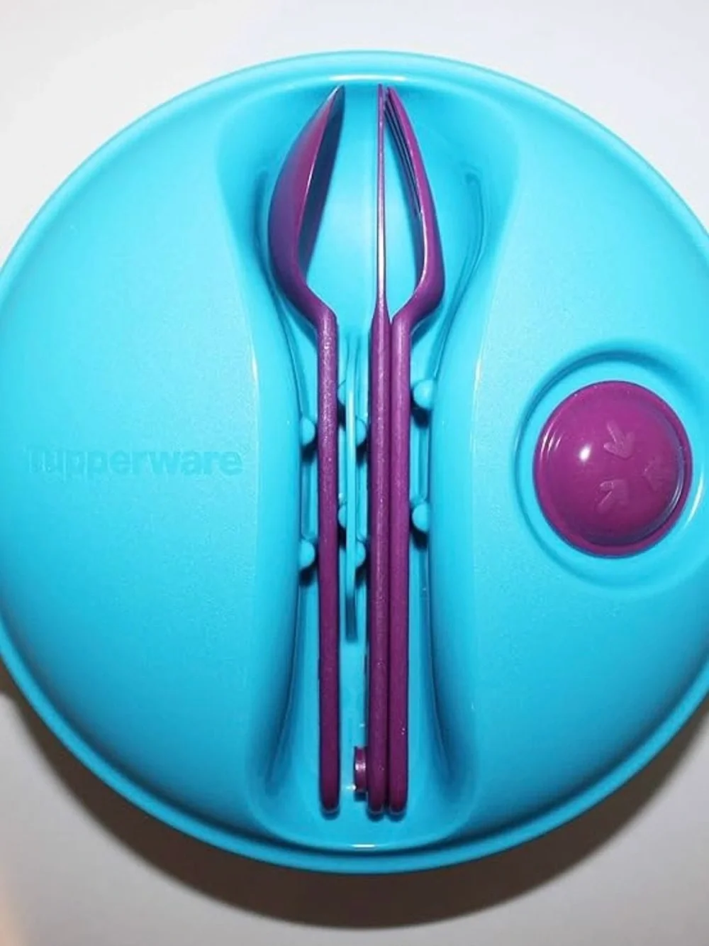 Tupperware Hot Food On the Go Container 6.25 Cup Capacity & Utensils Item 1700-6